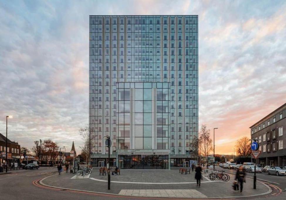 Sleep 7 20 Mins From London Waterloo Bp8 Apartamento Exterior foto